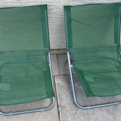 2 Beach Chairs Great Condition $25 For Both Gilbert And Ray Rd. Check All Pics And Offers.