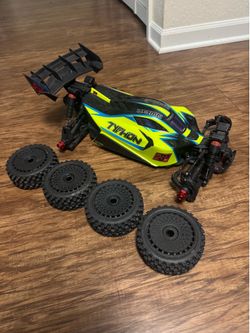 Rc ARRMA typhon 223s