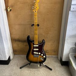  Squier Classic Vibe ‘50s Stratocaster – Sunburst Electric Guitar