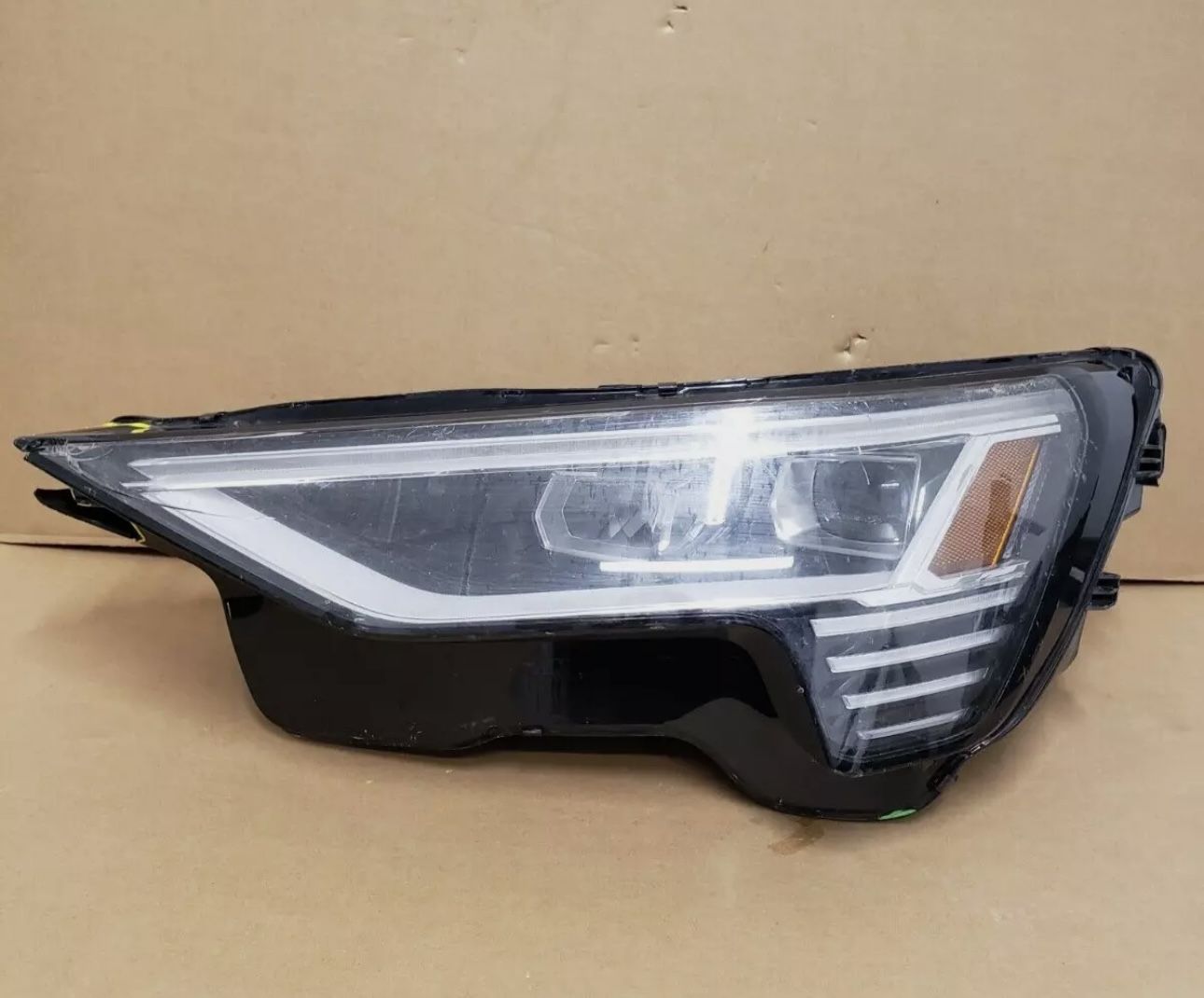 2019-2023 AUDI E-TRON FRONT LEFT DRIVER FULL LED HEADLIGHT OEM