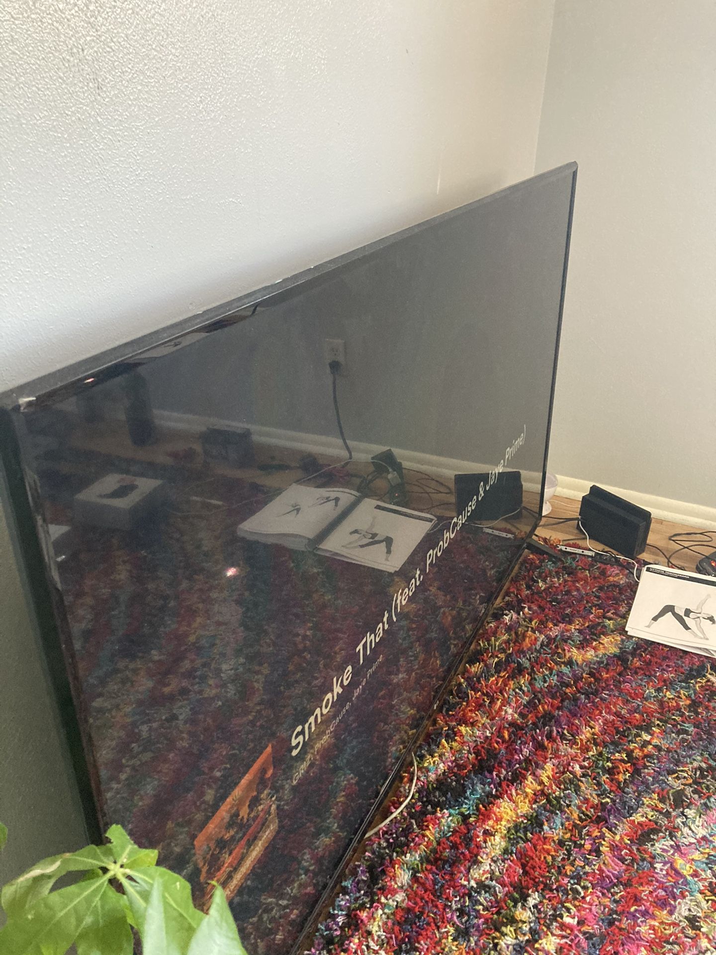 LG 65” 4K UHD Smart TV with A Wall Mount