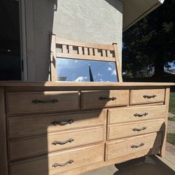 dresser