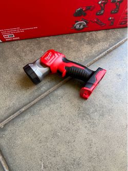 M18 flashlight Milwaukee