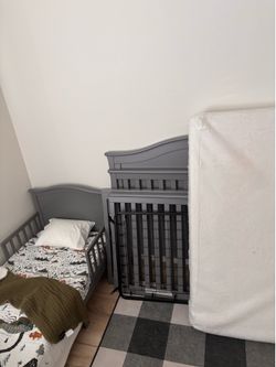 Baby/toddler grow with me
