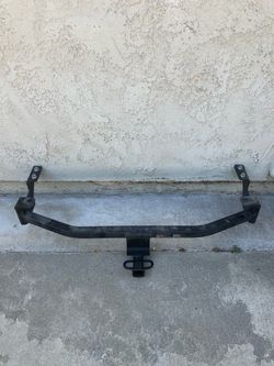 Curt Trailer Hitch Receiver for 2010-2013 Mazda 3 Hatchback