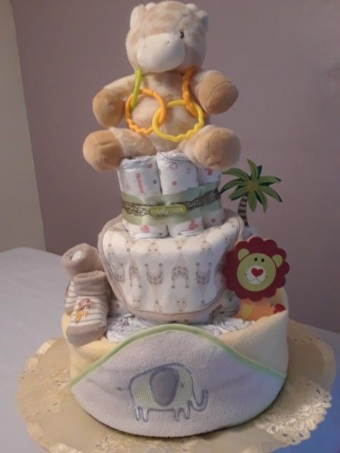 Jungle/ Giraffe Diaper Cake