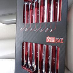 Double Ratcheting Wrench Set
