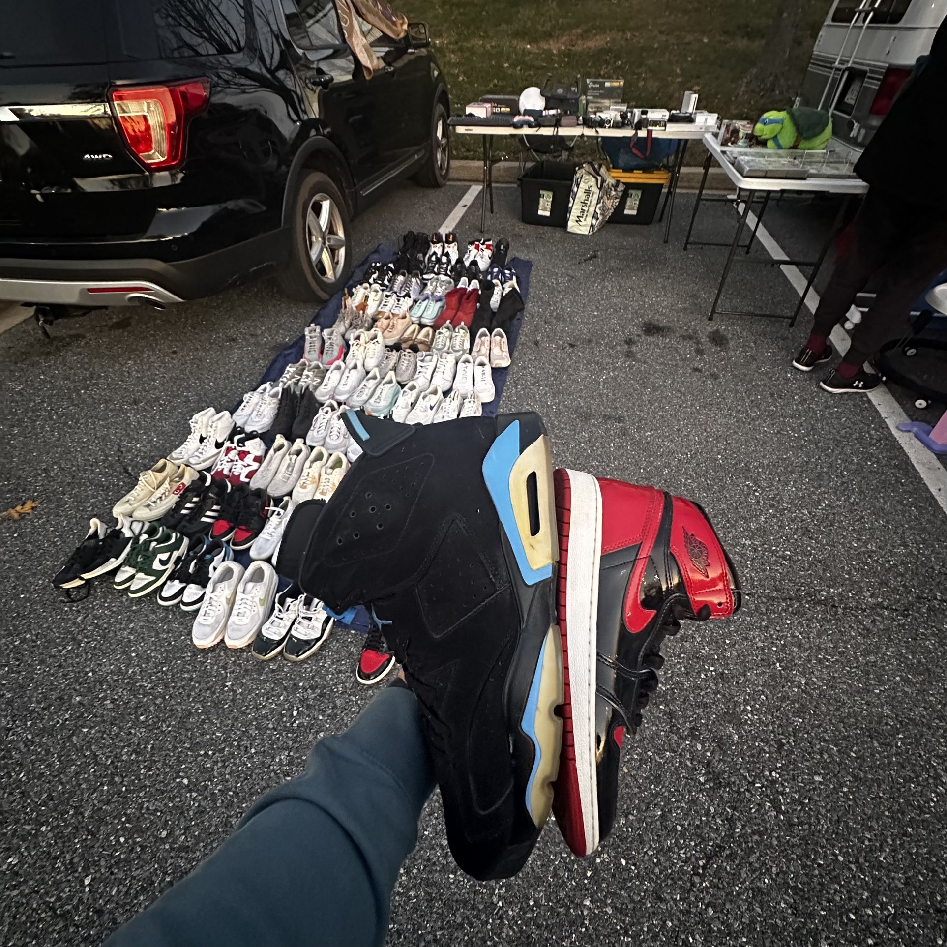 GERMANTOWN FLEA MARKET 11/01 8am - 1pm SNEAKERS, POKÉMON & VIDEO GAMES