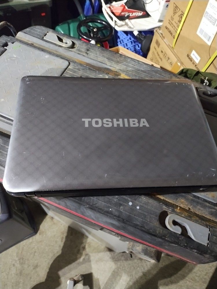 Toshiba Satellite Laptop 