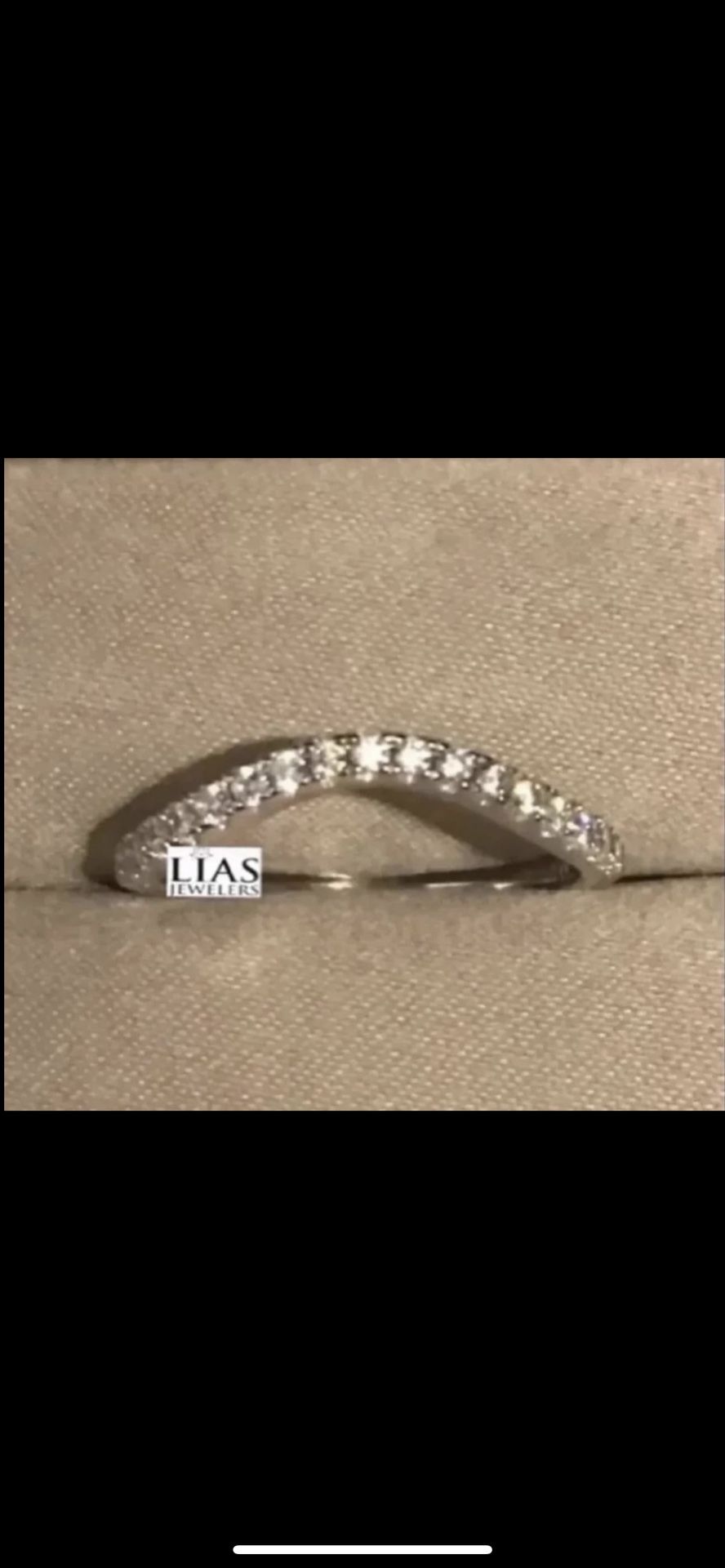 New 18k White Gold Wedding Ring 