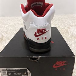 Jordan 5 Retro