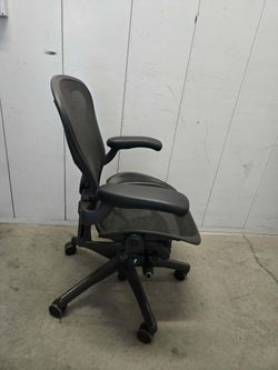 Herman Miller Aeron Office Chair size B