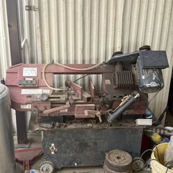 Band saw