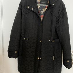 Women’s Raincoat