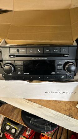 Dodge Challenger Radio