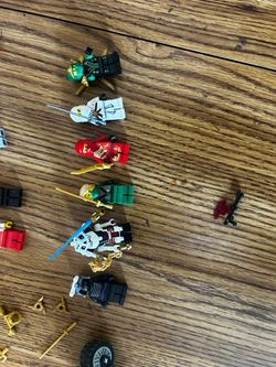 Lego Ninjago 2011 Minifigs