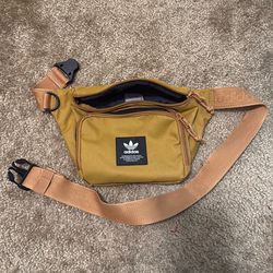 Fanny pack
