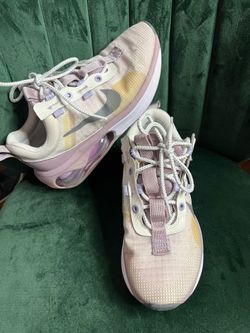 NIKE AIR MAX SIZE 7.5