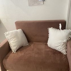 Small Pull Out Couch 