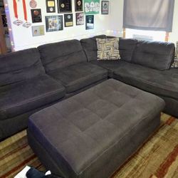 Sectional Couch 