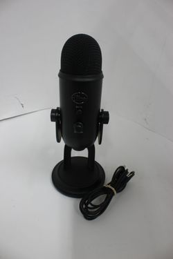 Blue Yeti Blackout Ultimate Professional USB Condenser Microphone