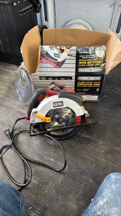 7 1/4 Chicago electric circular saw