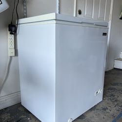 Mini freezer