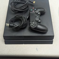 PS4 With One Controller 