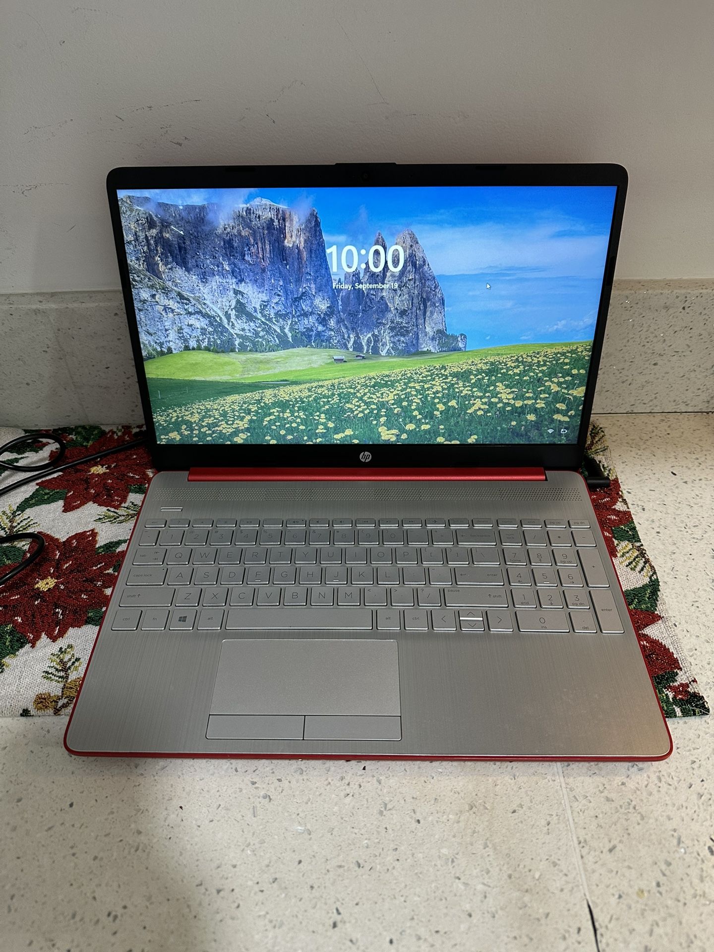 HP LAPTOP LIKE NEW