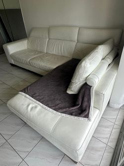 Couch/ sopha