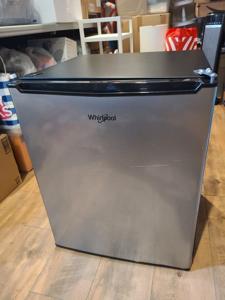 Whirlpool Fridge & Freezer