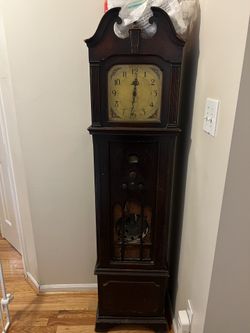 Antique Philco Grandfather Clock 570 (Fall 1931)