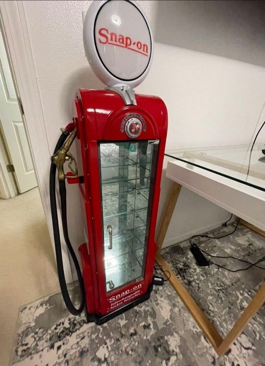 Snap On Display Case