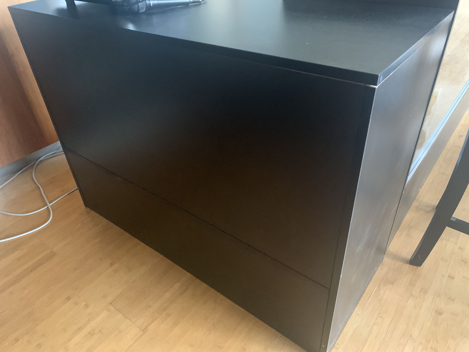 4 ft retail countertop display and storage