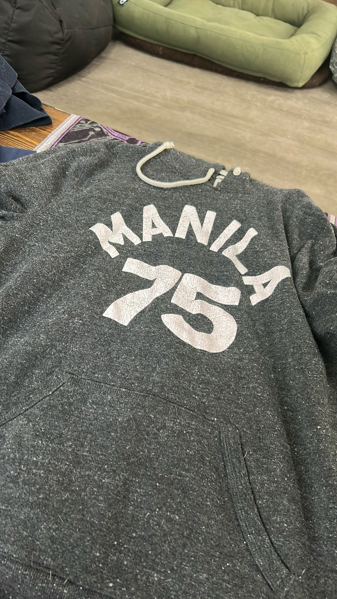 Pinoy Hoodie (size M) M