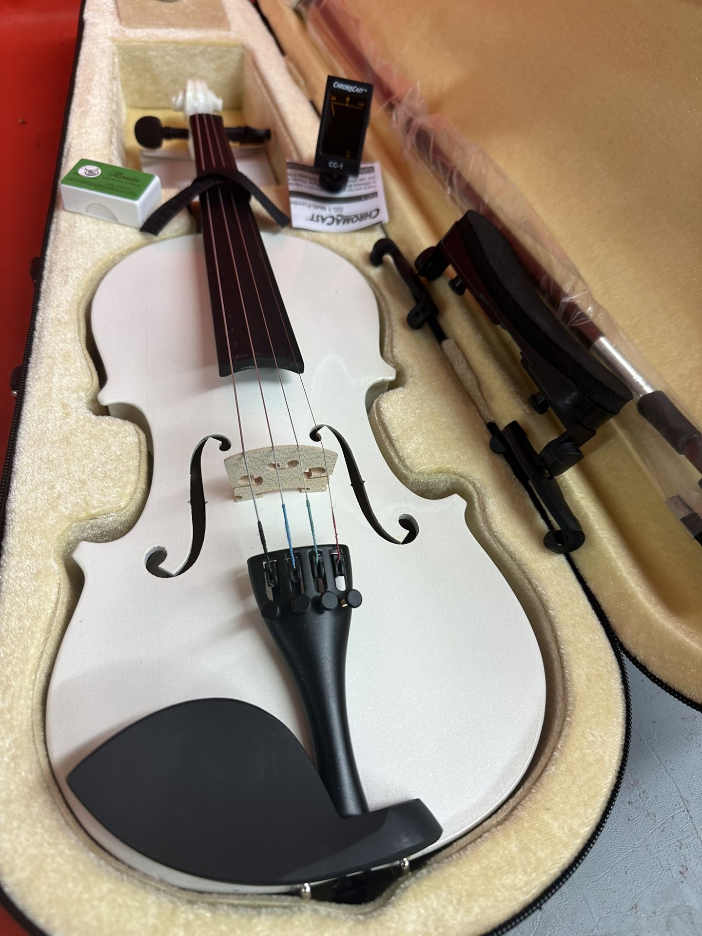 1/2 Size Violin with New Bow, Digital Tuner, Shoulder Rest, Extra Strings $150 Firm