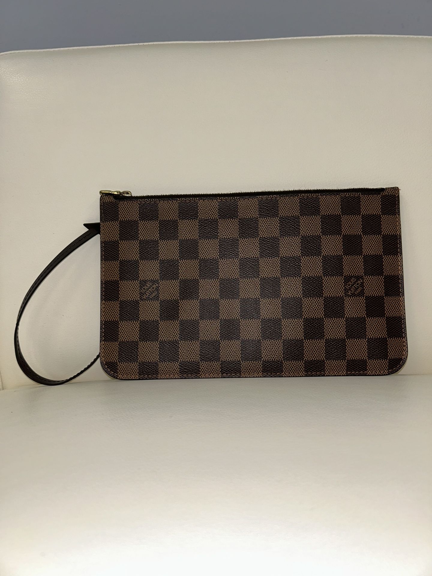 Louis Vuitton Damier Ebene Pochette