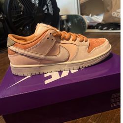 Nike SB Dunk 