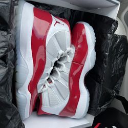Jordan Cherry 11s Size 8 