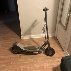 Electric Razor Scooter