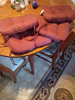 Set up for chair cushions