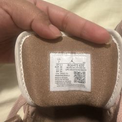 Jordan Rosa ,size 7