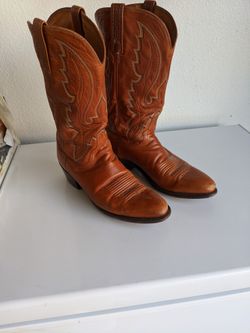 Mens size 10 lucchesse tan boots