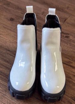 SAM EDELMAN
