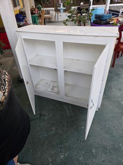 Free Wooden Cabinet