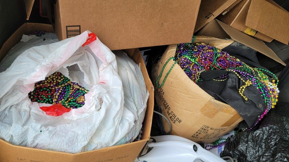 Unsorted Mardi Gras Beads