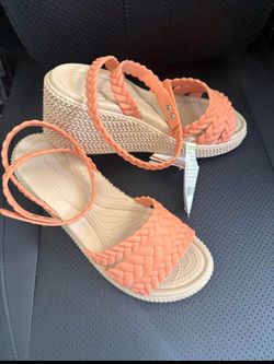 Women’s Croc Sandals