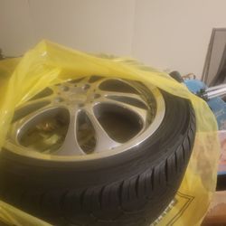 Akuza 20" Rims 275/45R20