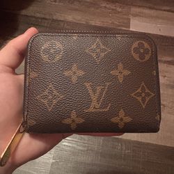 LV wallet