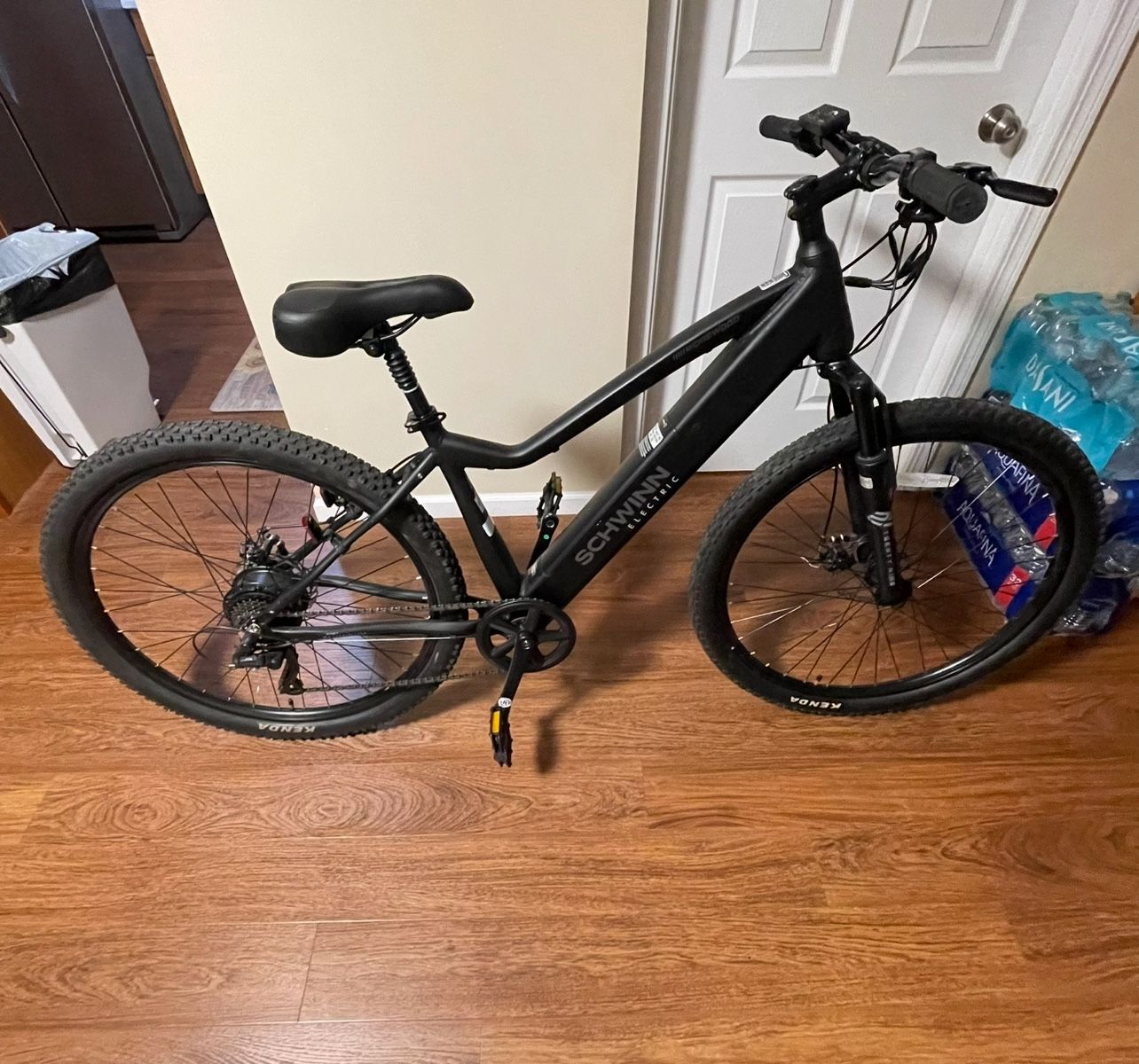 Schwinn Ridgewood 29” Electric Bike, Aluminum, 7 Speed